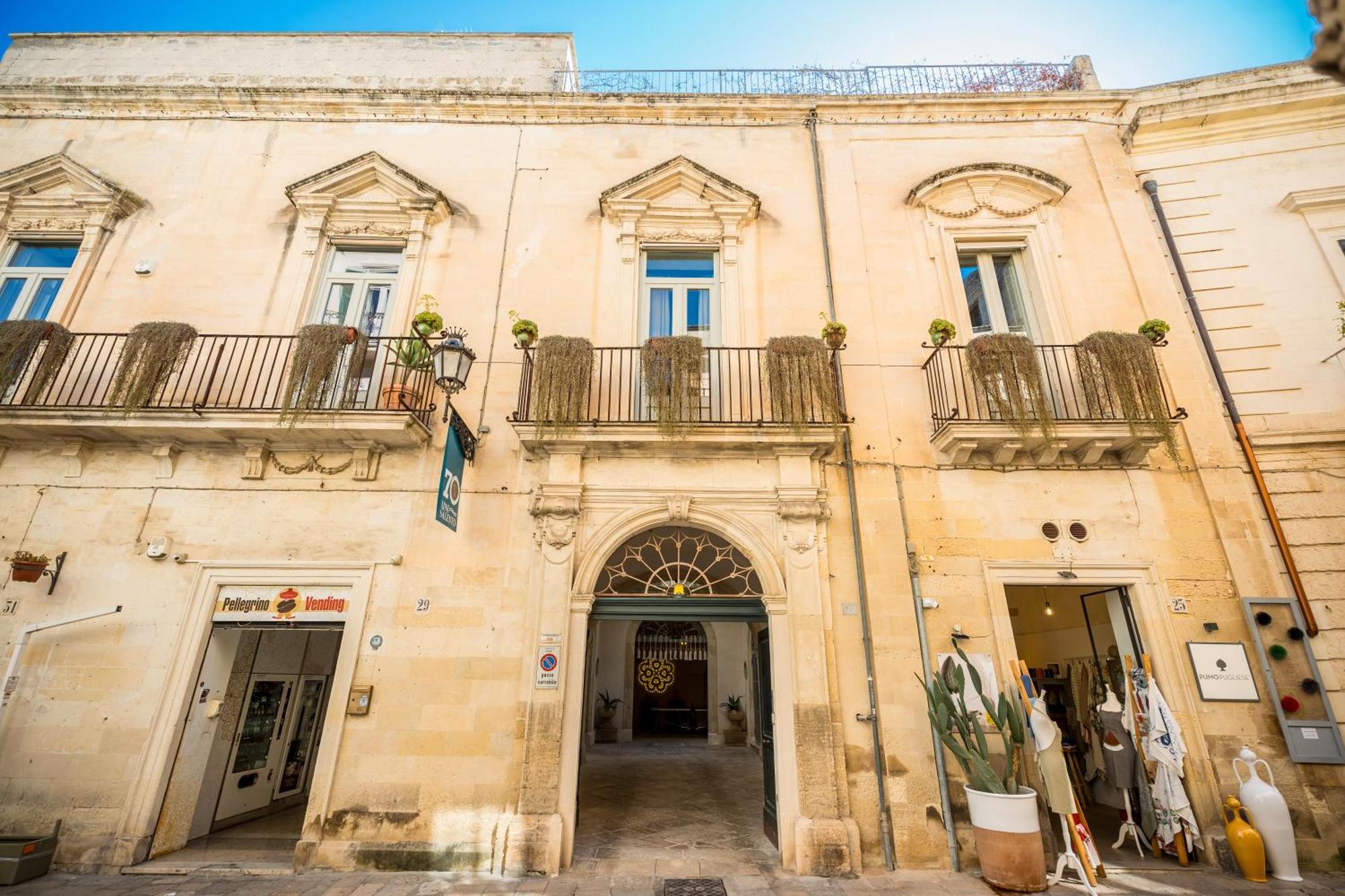 Suite Ventisette Lecce Exterior photo